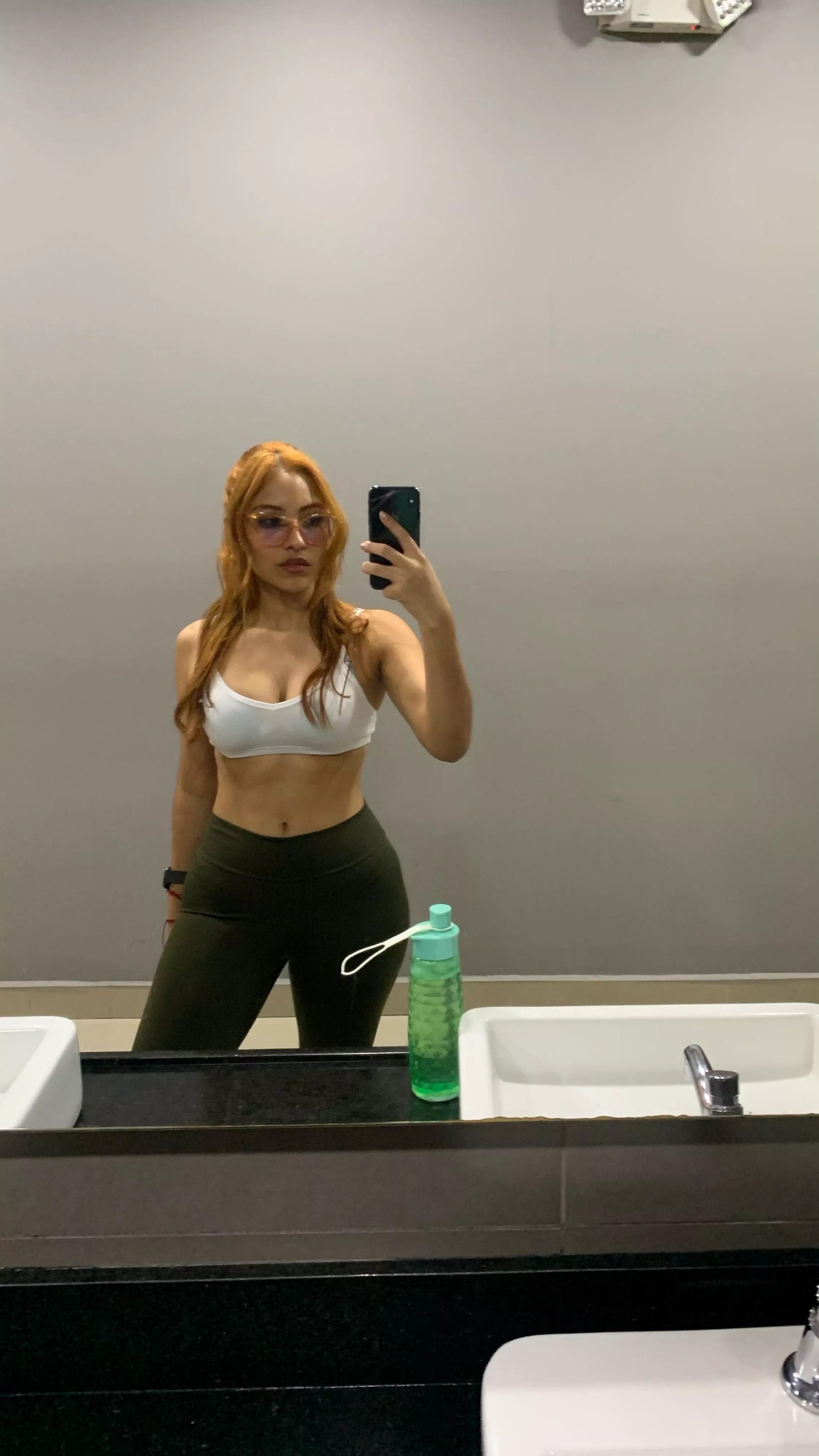 upvote if you'd let me dominate you [domme] [oc]