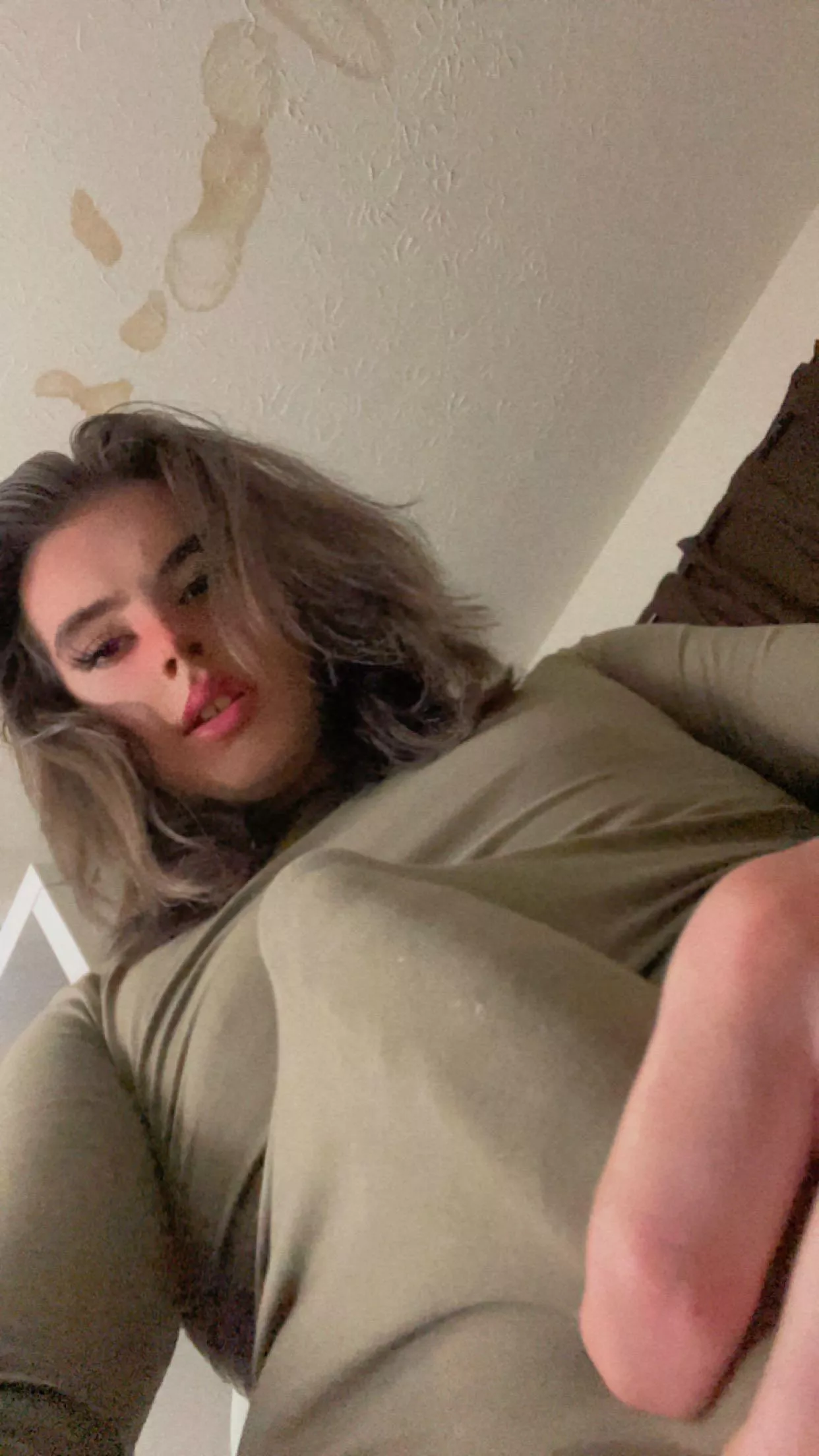 Girl bulge anyone 😋