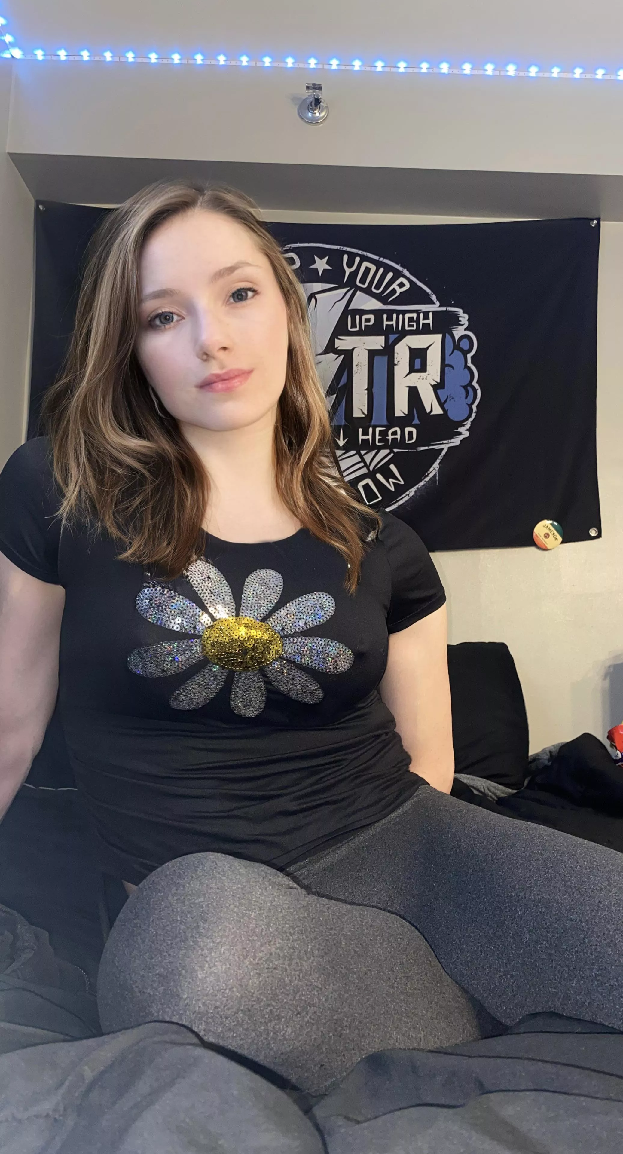 Good morning 🌼. Let’s enjoy the day together!