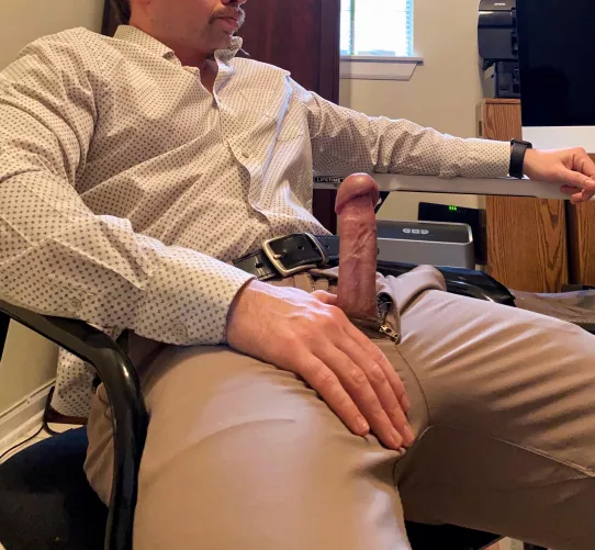 Hard at work[36] 😏