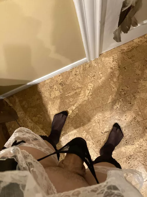 Hope you can appreciate my small bulge xx