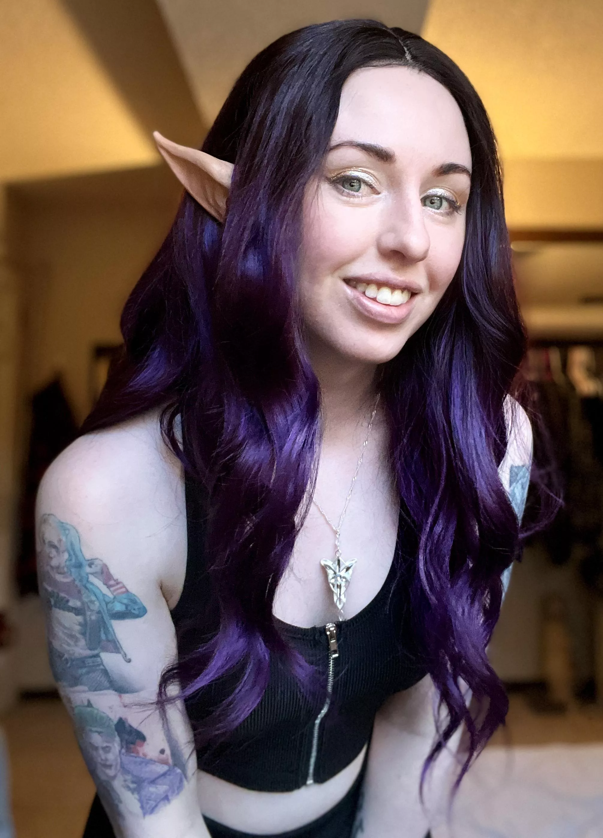 How about a metal elf? 😉💜🖤
