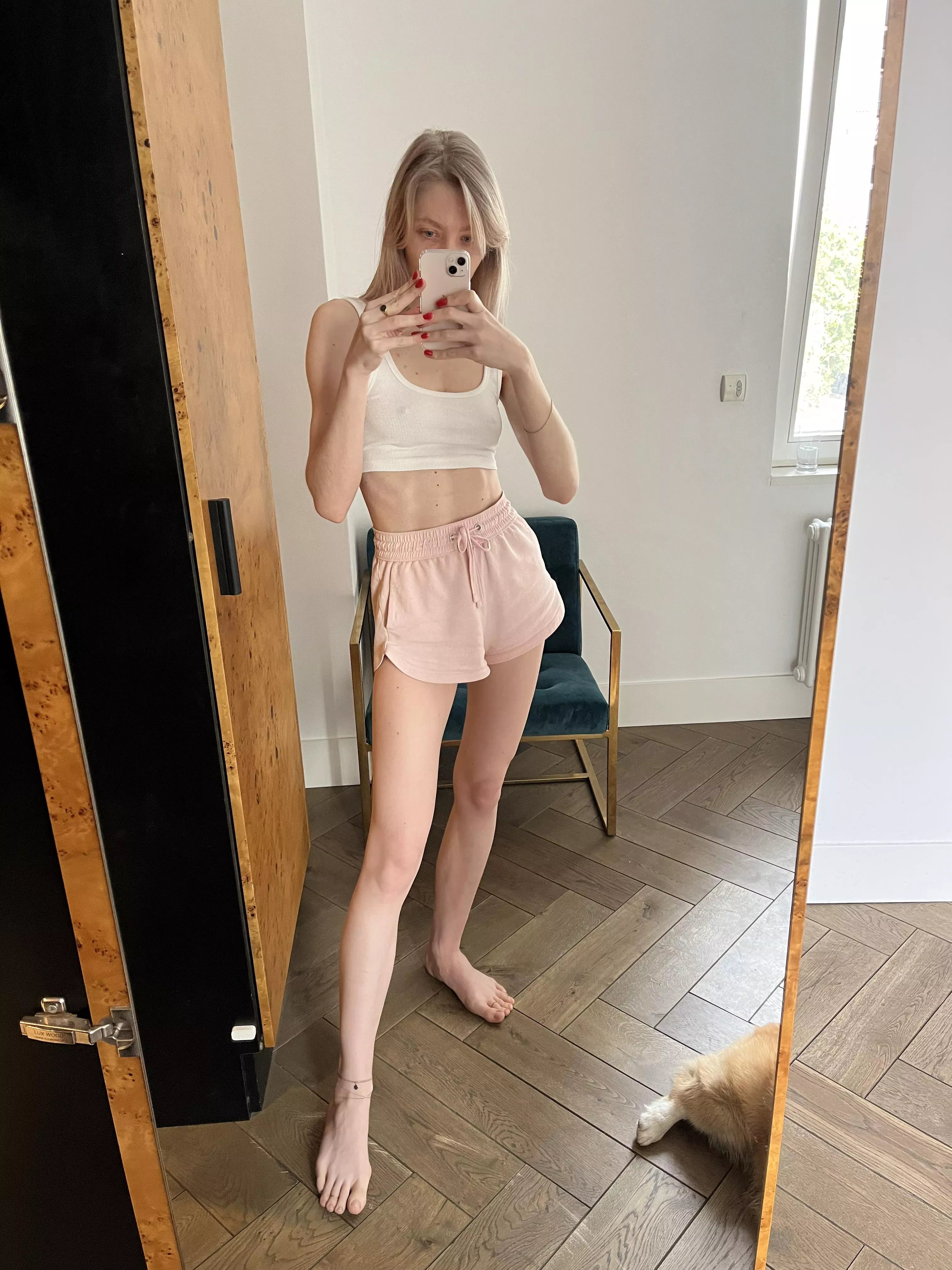 I like being barefoot at home, don’t you mind?