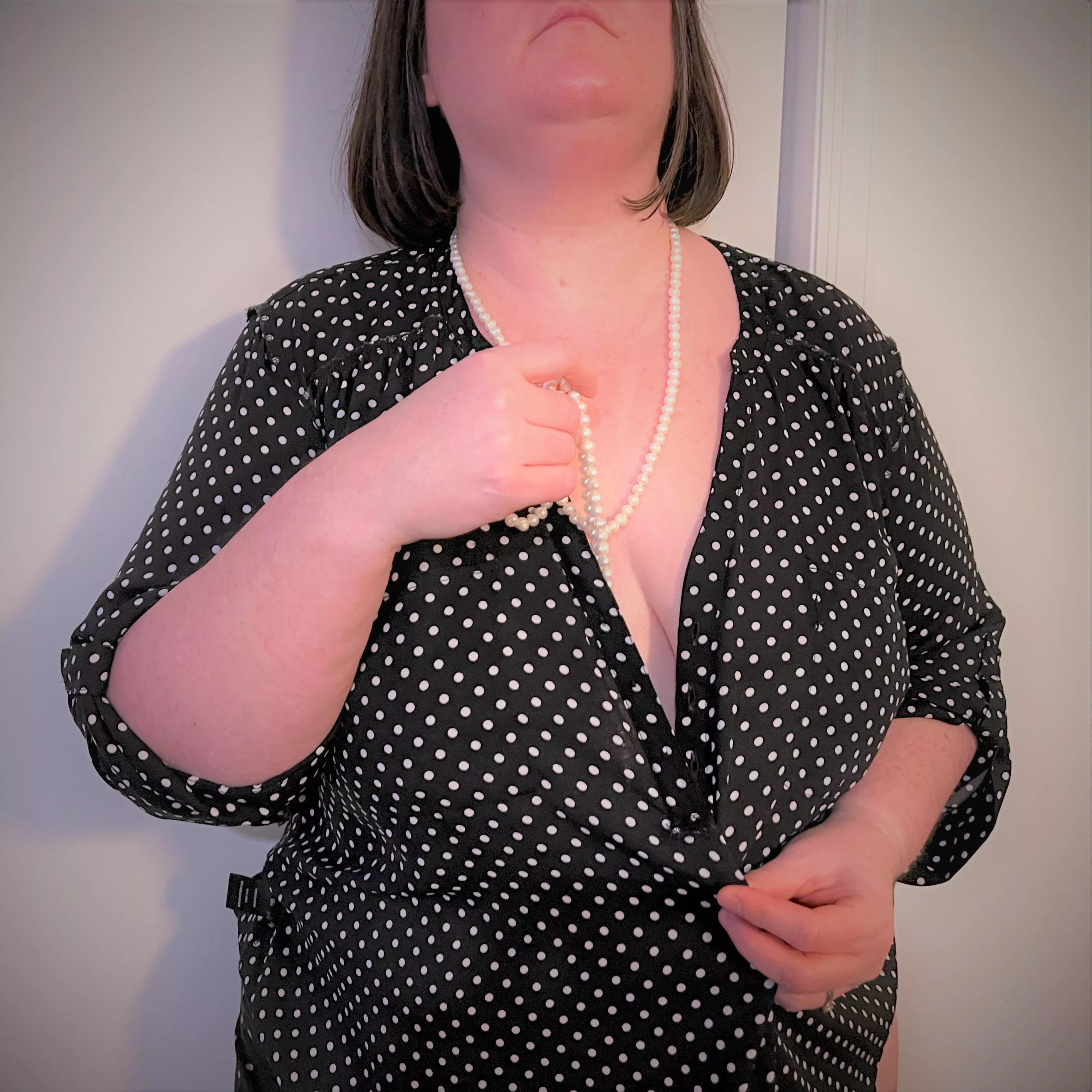 If my wife went out looking like this, would you say hello and that you wanted to fuck her?