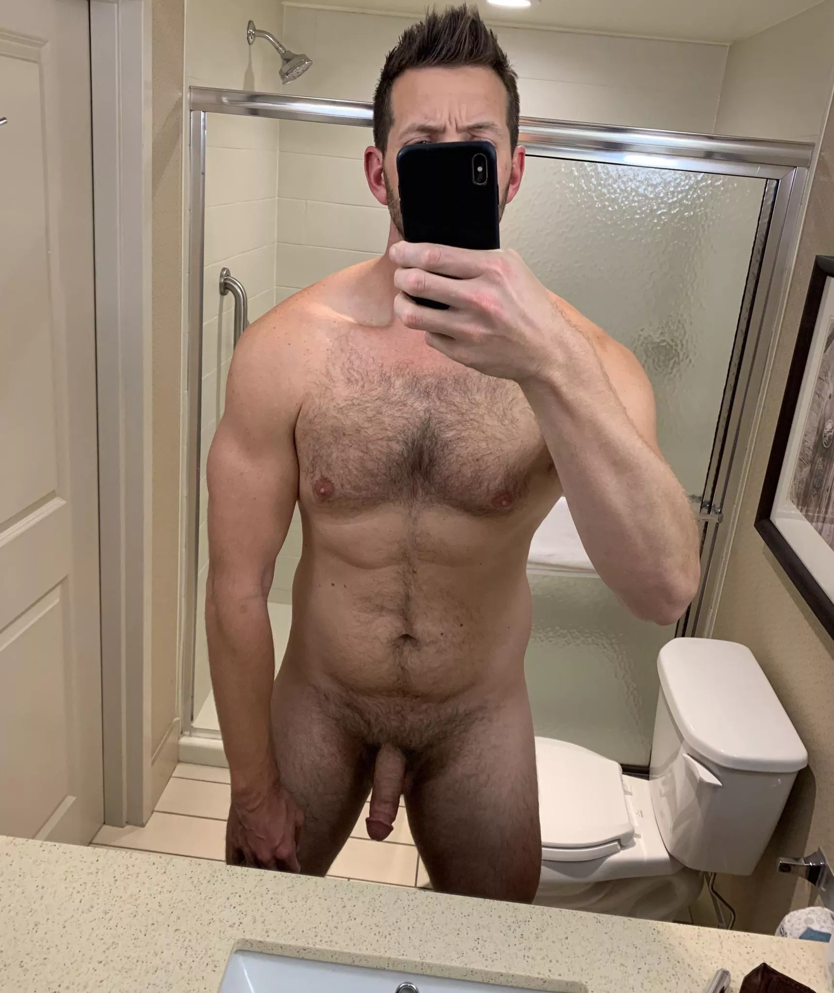 Looking to play tonight. Dm open 😉