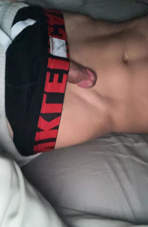 [M] Peek-a-boo