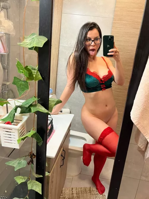 should I put my tongue back in my mouth?