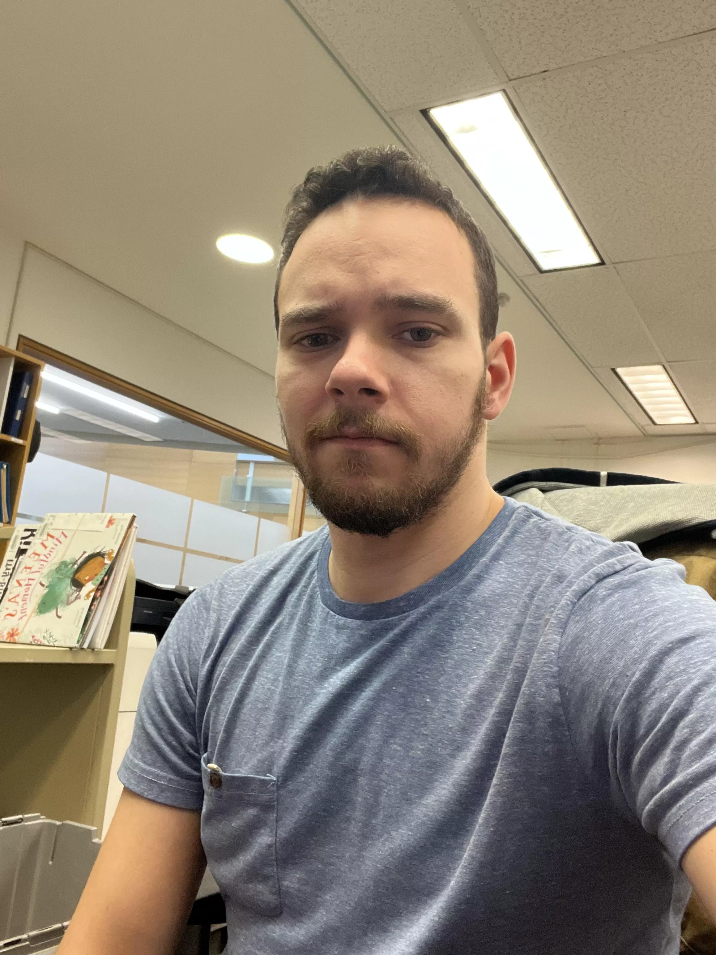 So bored at work. Need some distractions. Wanna chat? So bored at work. Need some distractions. Wanna chat?