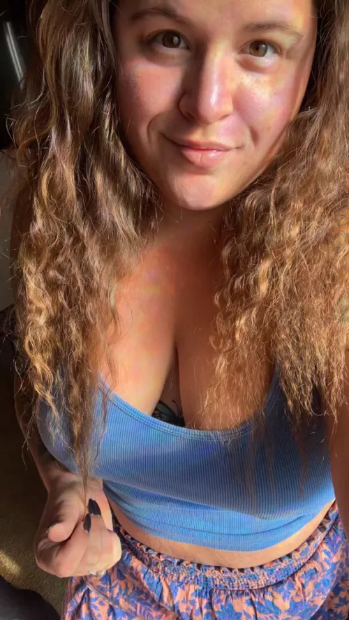 wake n bake with this voluptuous BBW!