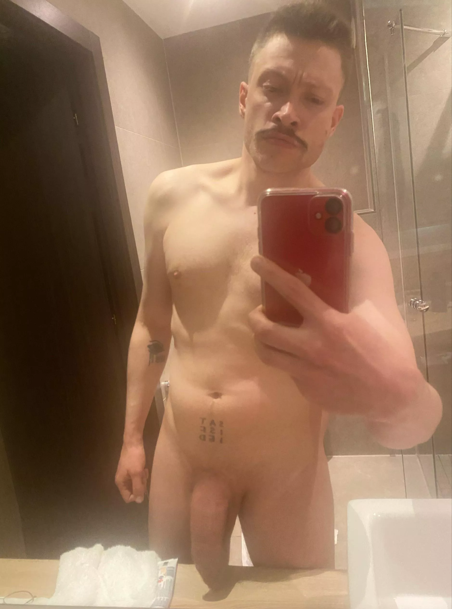 who can I facefuck with this massive cock