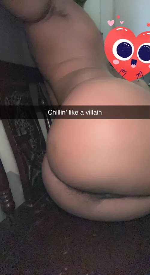 Would you like to try this bussy? 🍑🍑