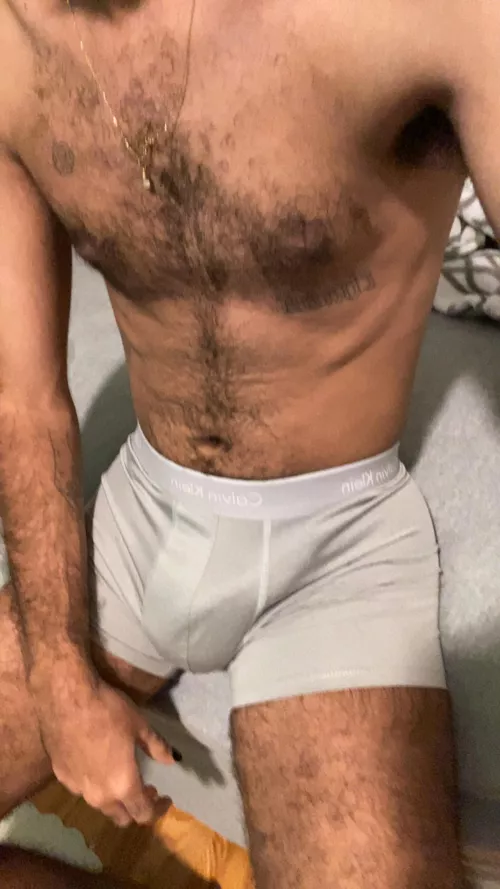 26m4m Come take a look.