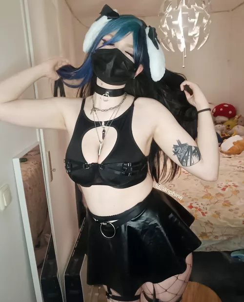 Can i bounce on your lap 🥺