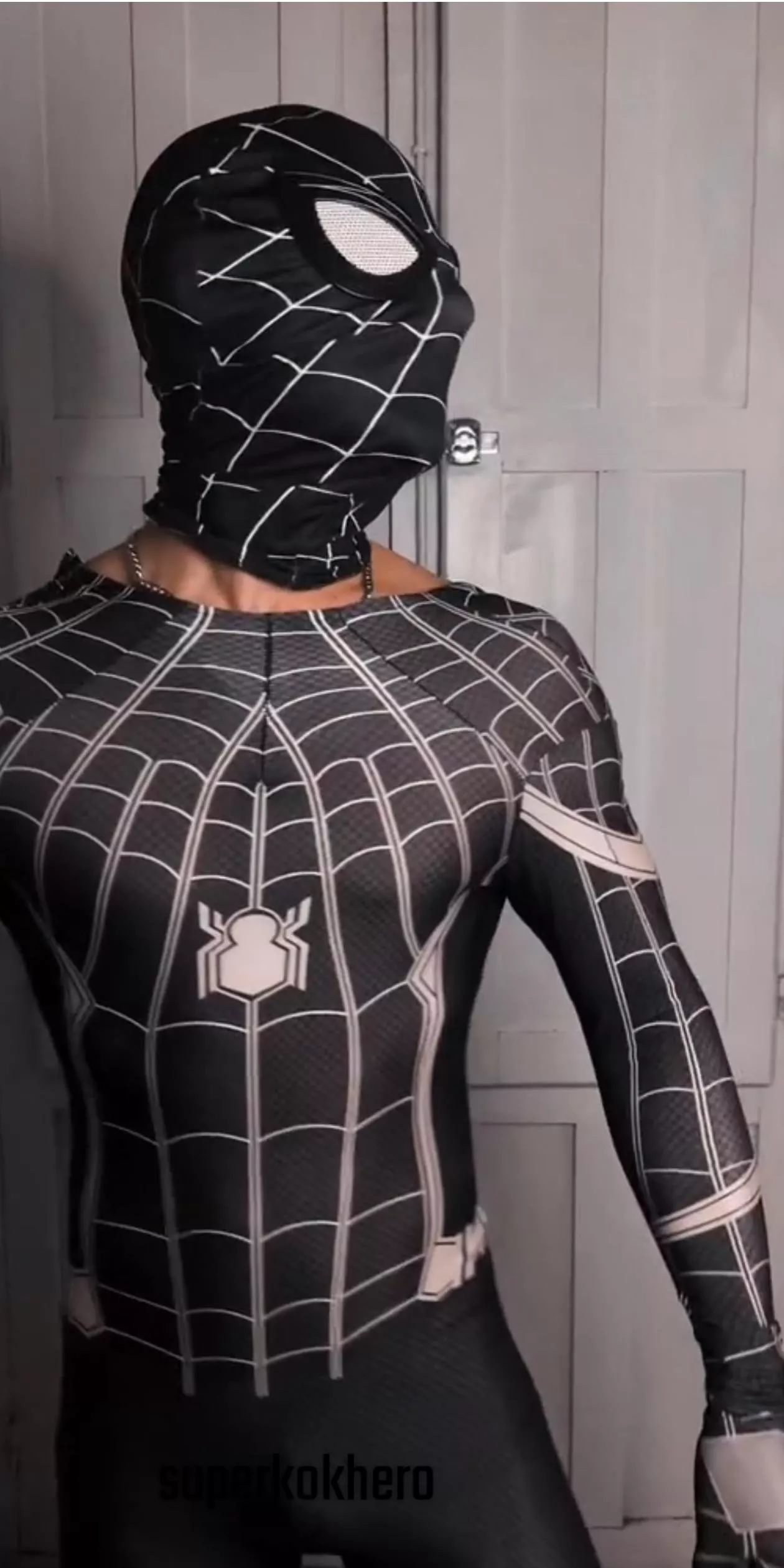 Can I play with you?😈