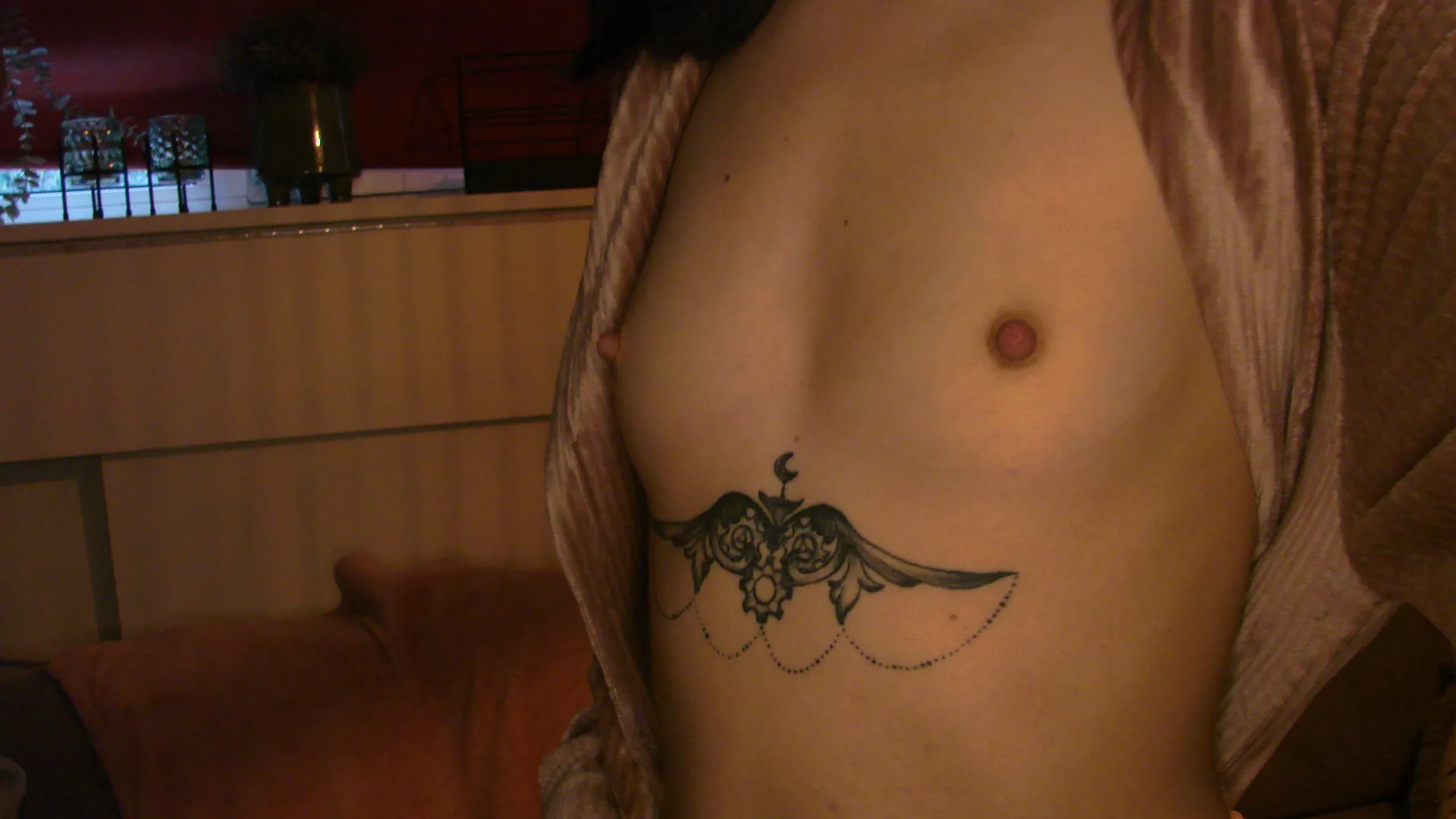 (f) Just got out of the shower 💕