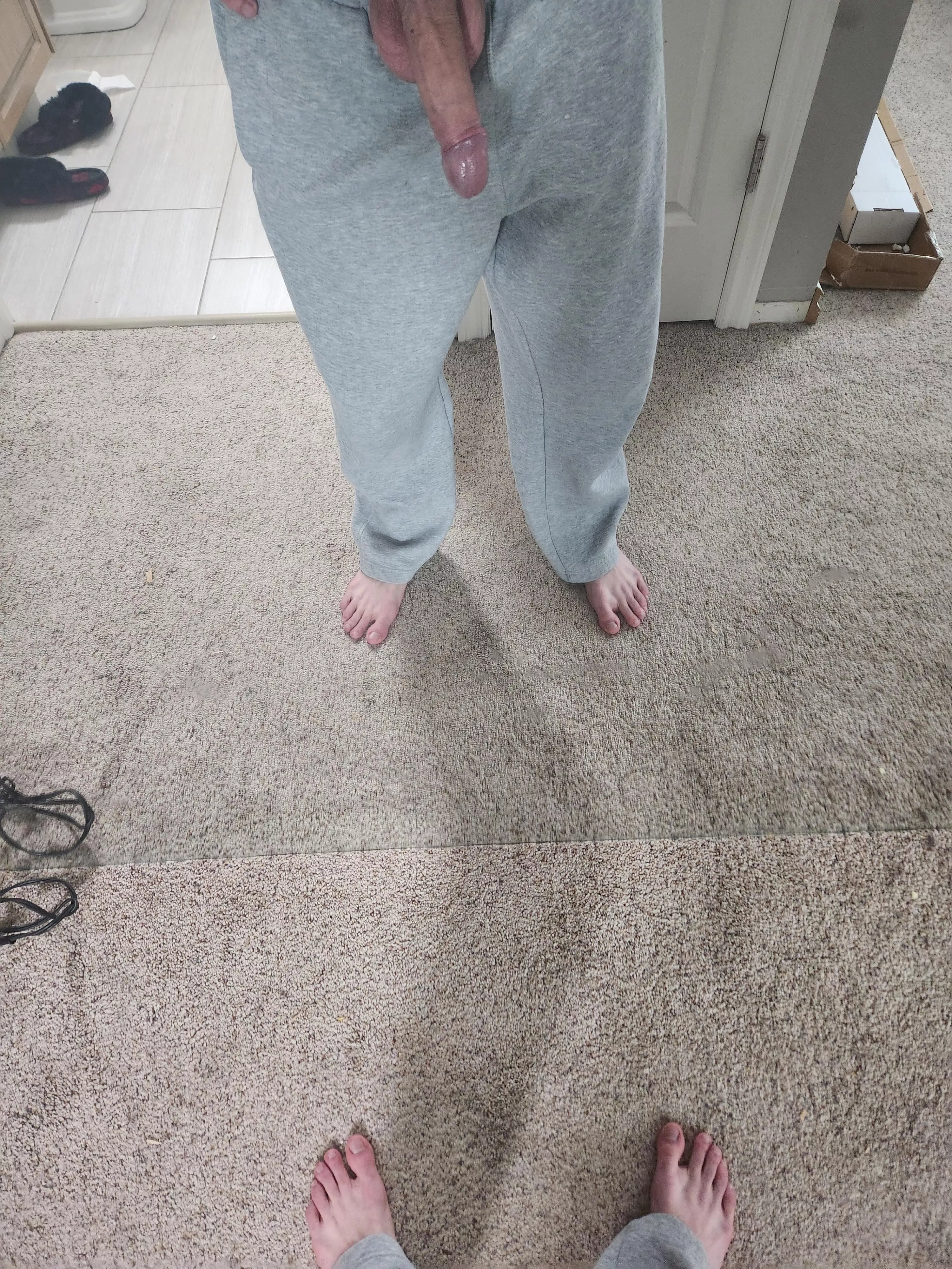 Good sluts get on their knees