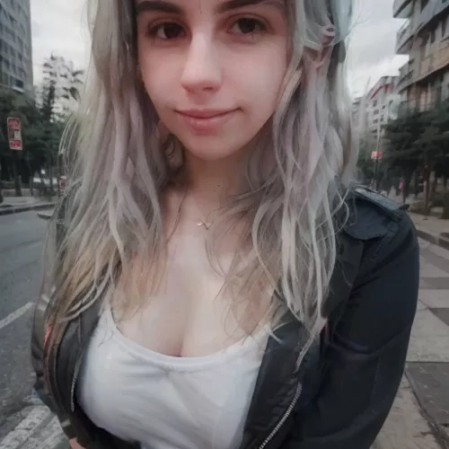 Good vibes only. ✨ [20F]