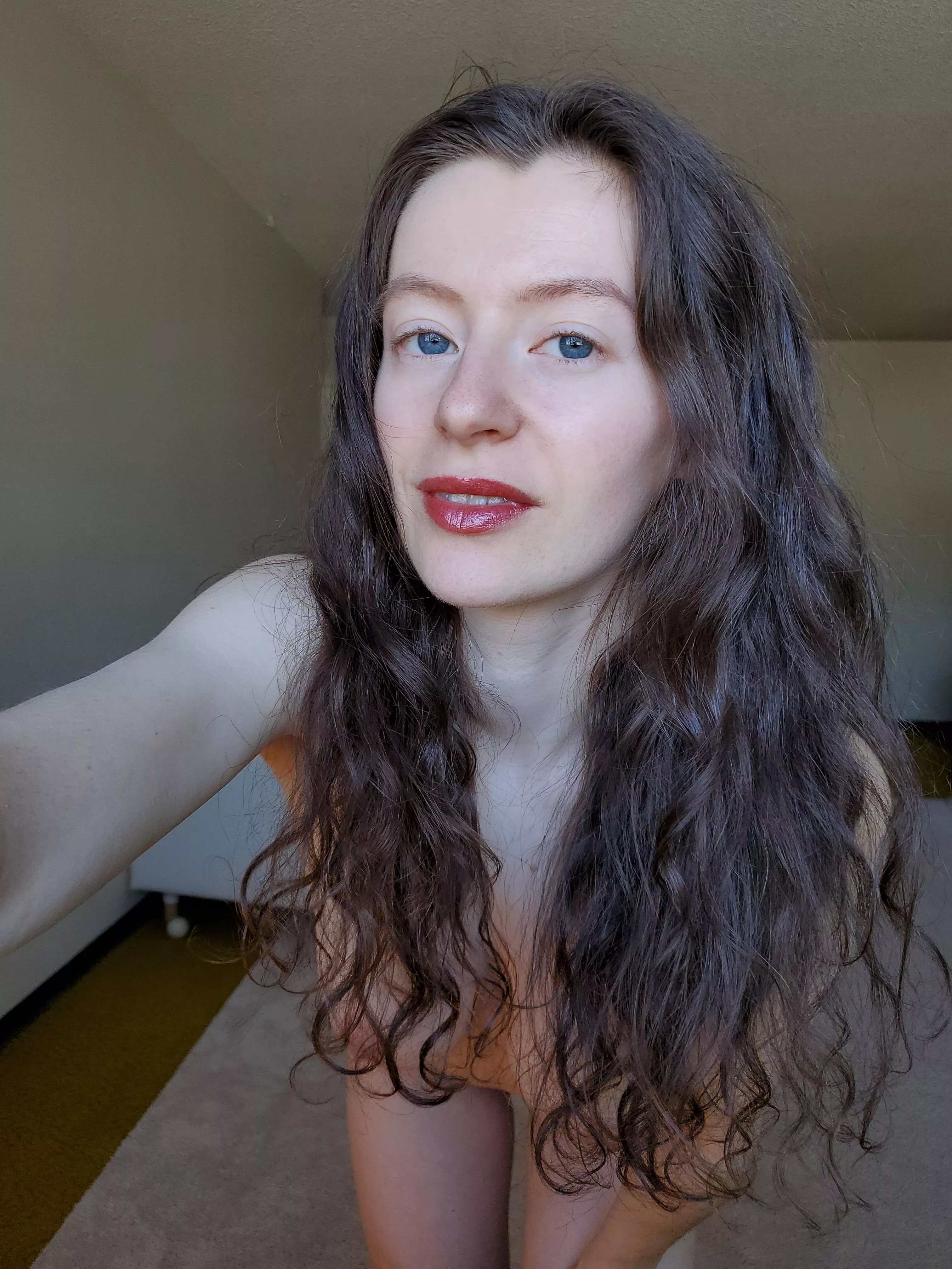 Happy Friday babes 🌼