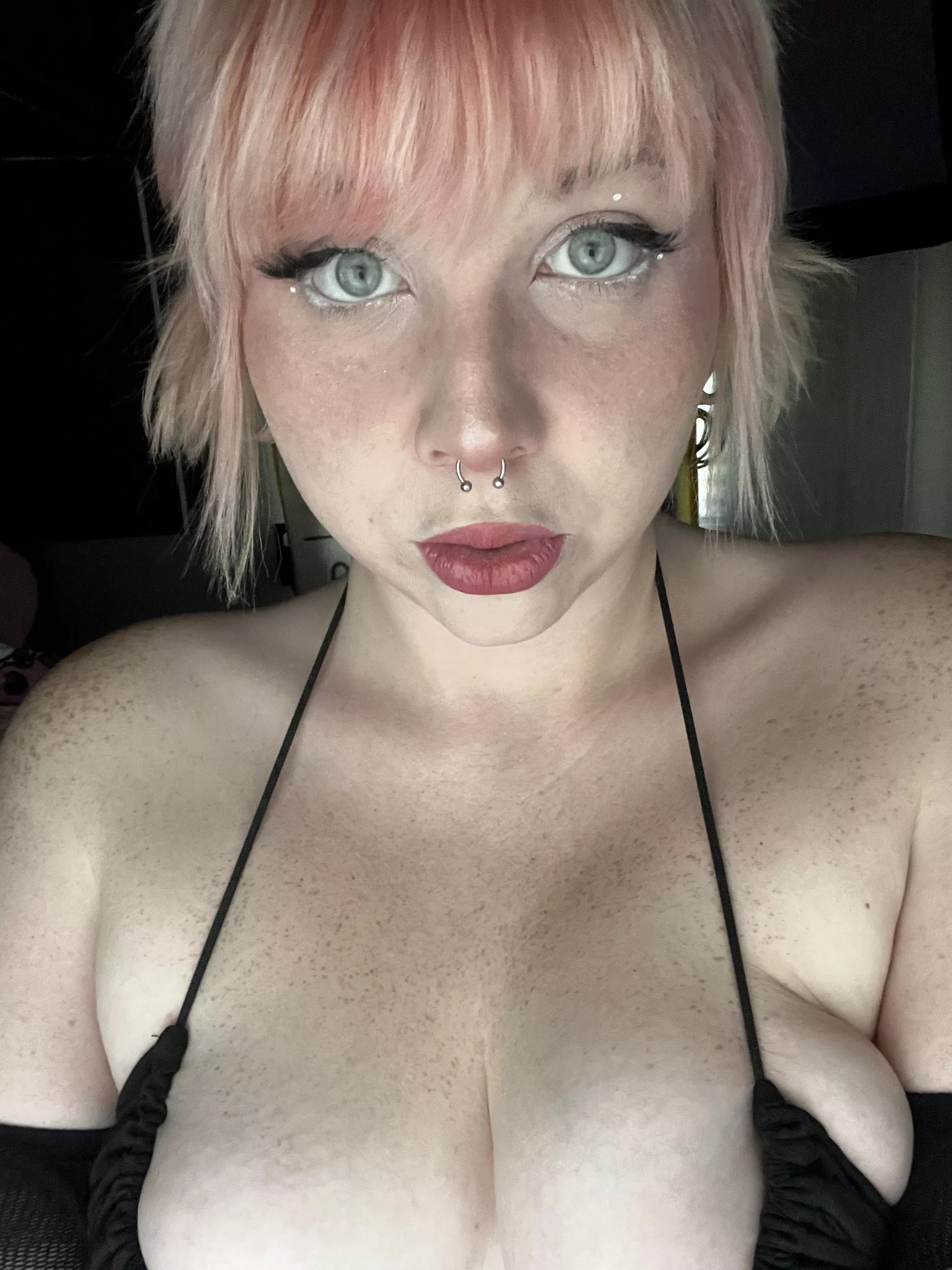 Hope everyone is having a great Friday❤️