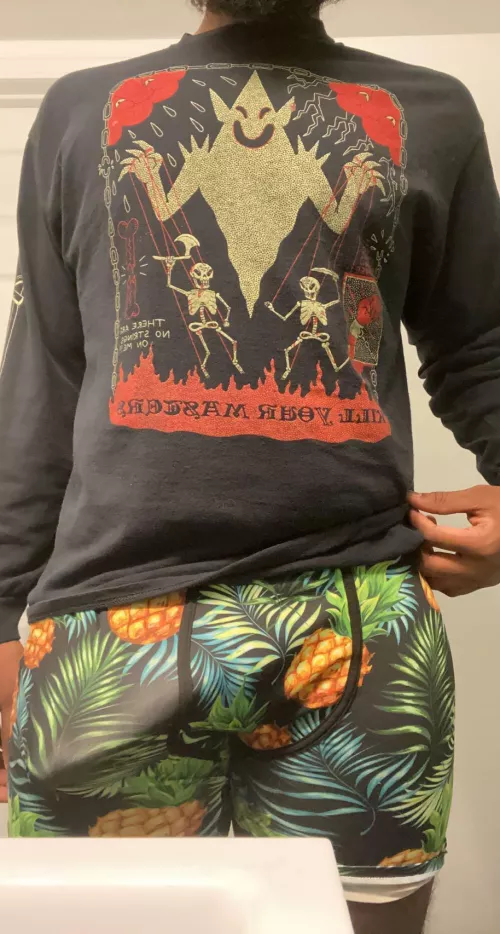 I fucking love pineapples 😚