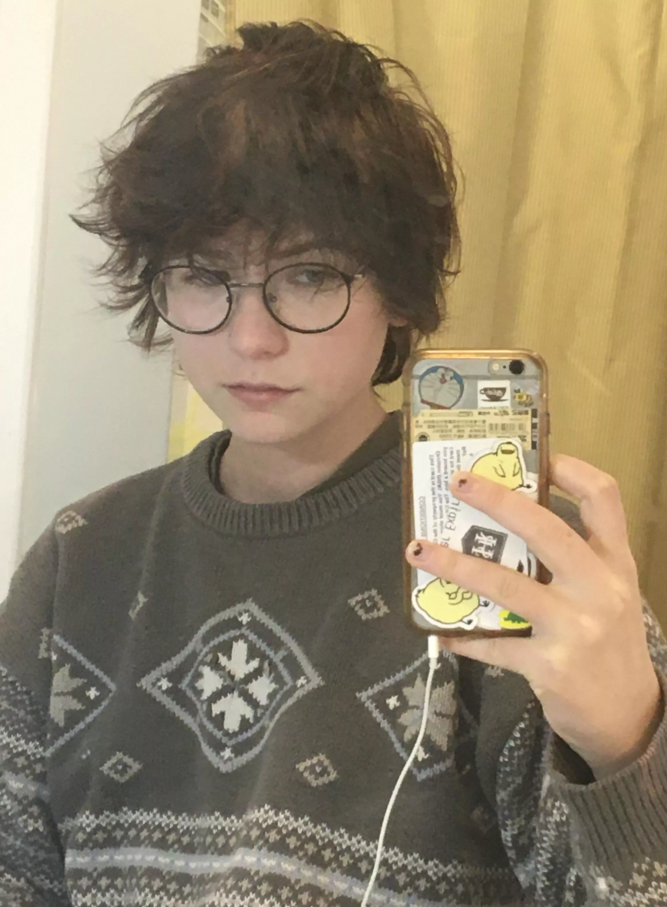 I have to repaint my nails soon :0