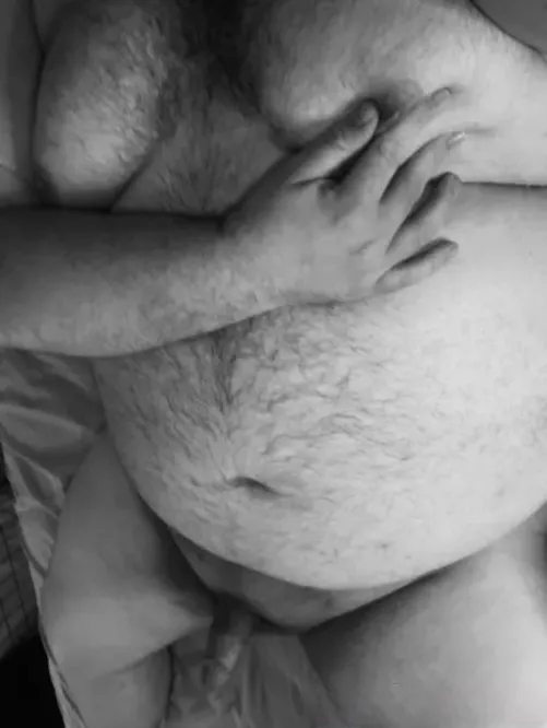 I think my the picture you know that I like black on white 😏👅🥵