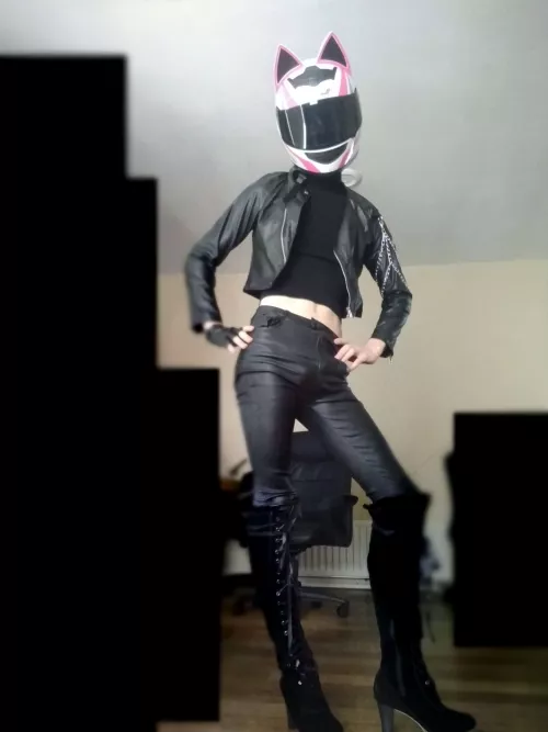 Just became a biker femboy x3