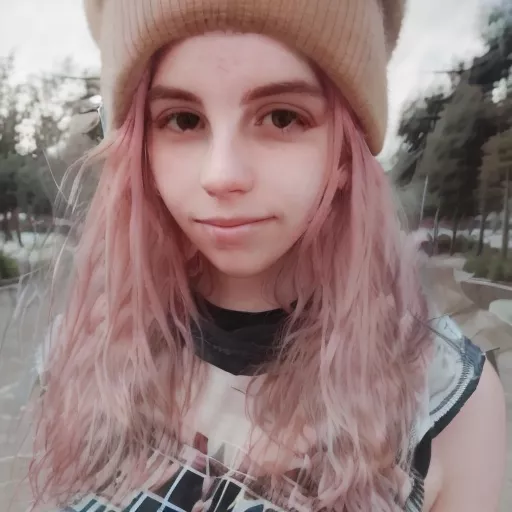 Live every day like it's your last. ⏳👍🏻 [20F]