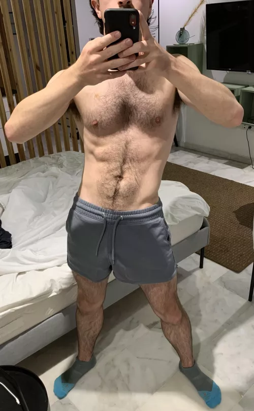 School of fish, pride of lions … what about an orgy of otters? 👀