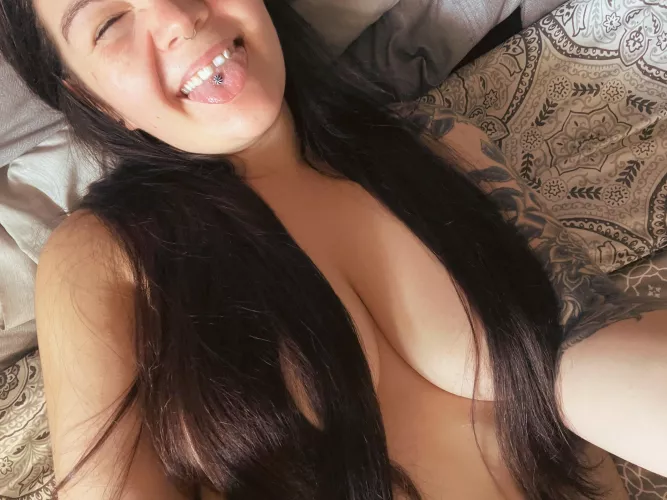 shirts are optional when you have long hair 😈😜