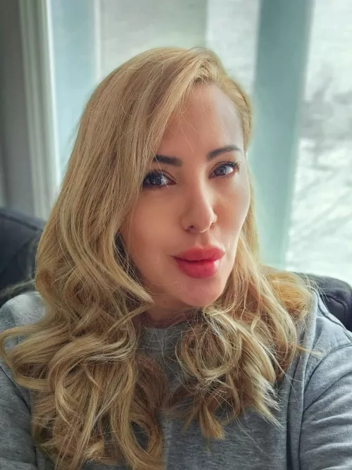 Sucking perfect pillows?