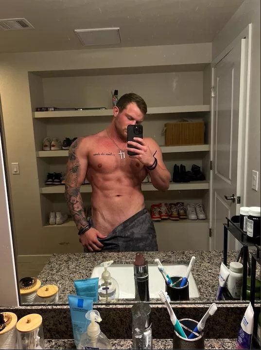 Wanna play with daddy?