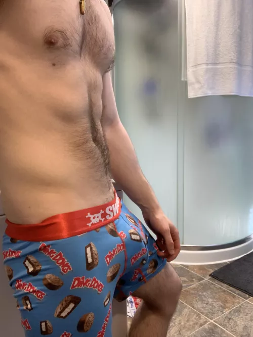 Want to see my ding dong ;)