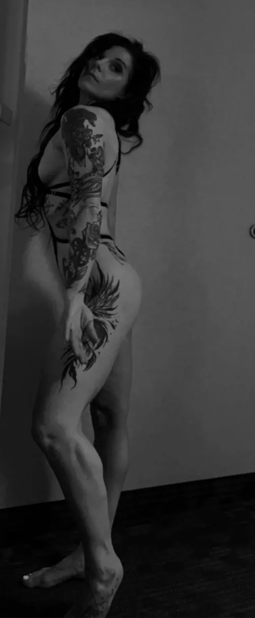 Who wants to play with me [STBA]