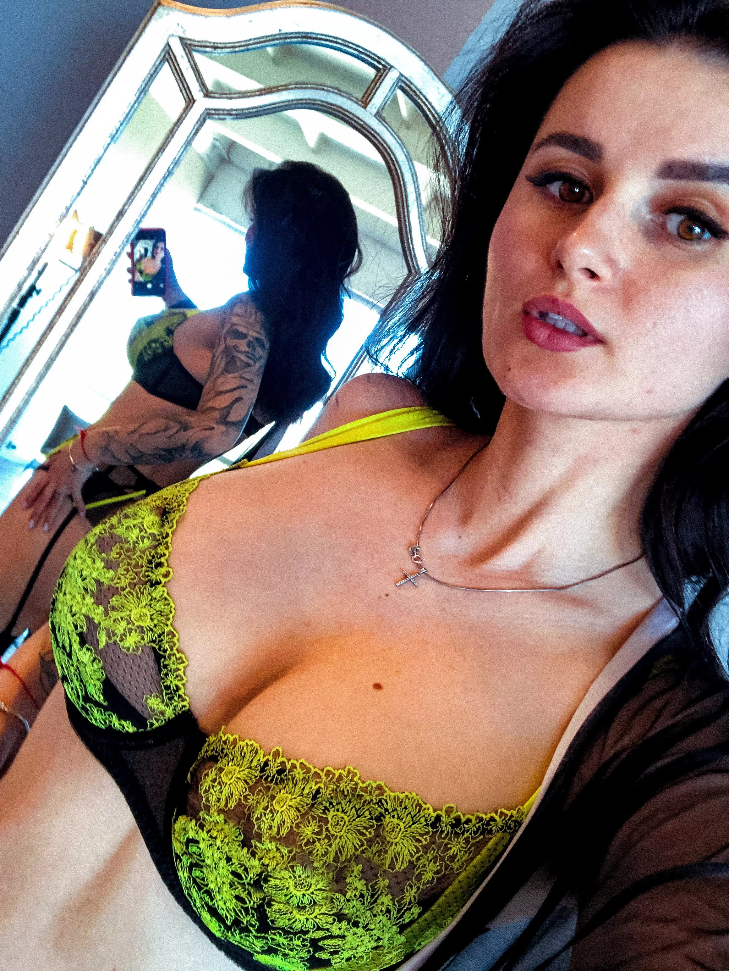 Would fuck this juicy girl everyday?