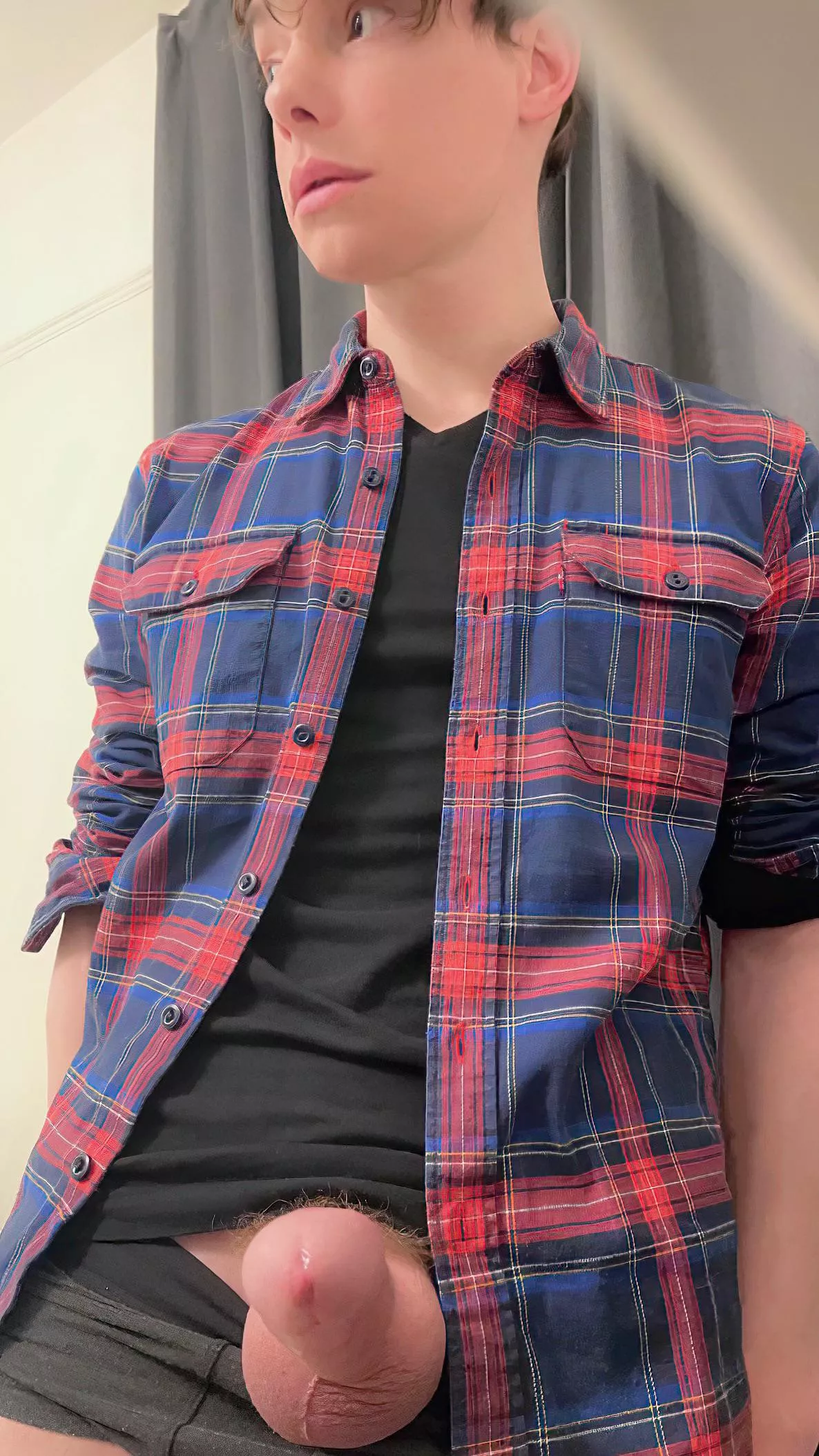 Would help me to get my clothes off.? [19]