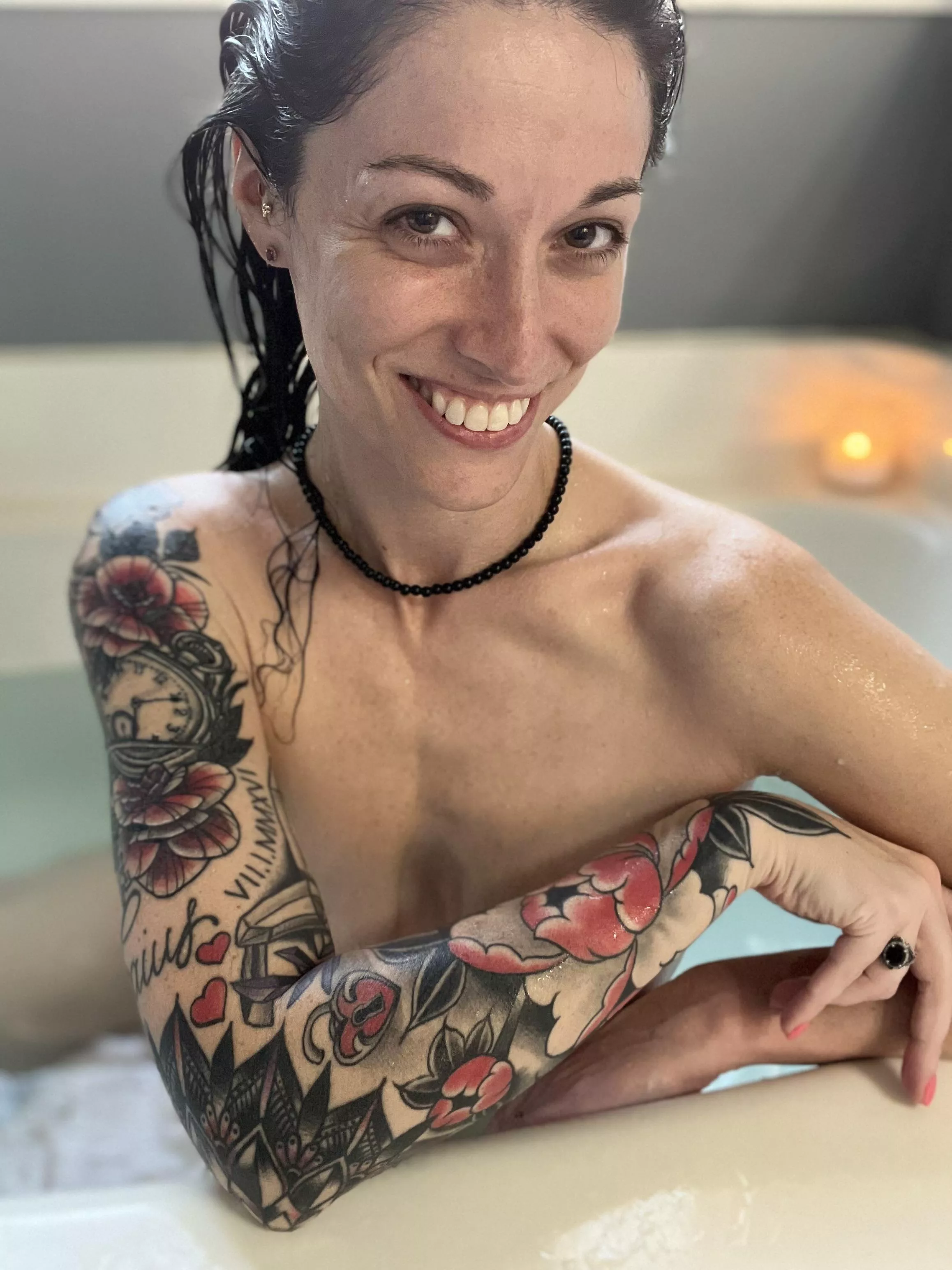 Would you bathe with me?😁