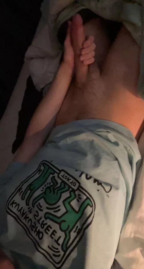 21 Aussie, 18-25 hmu