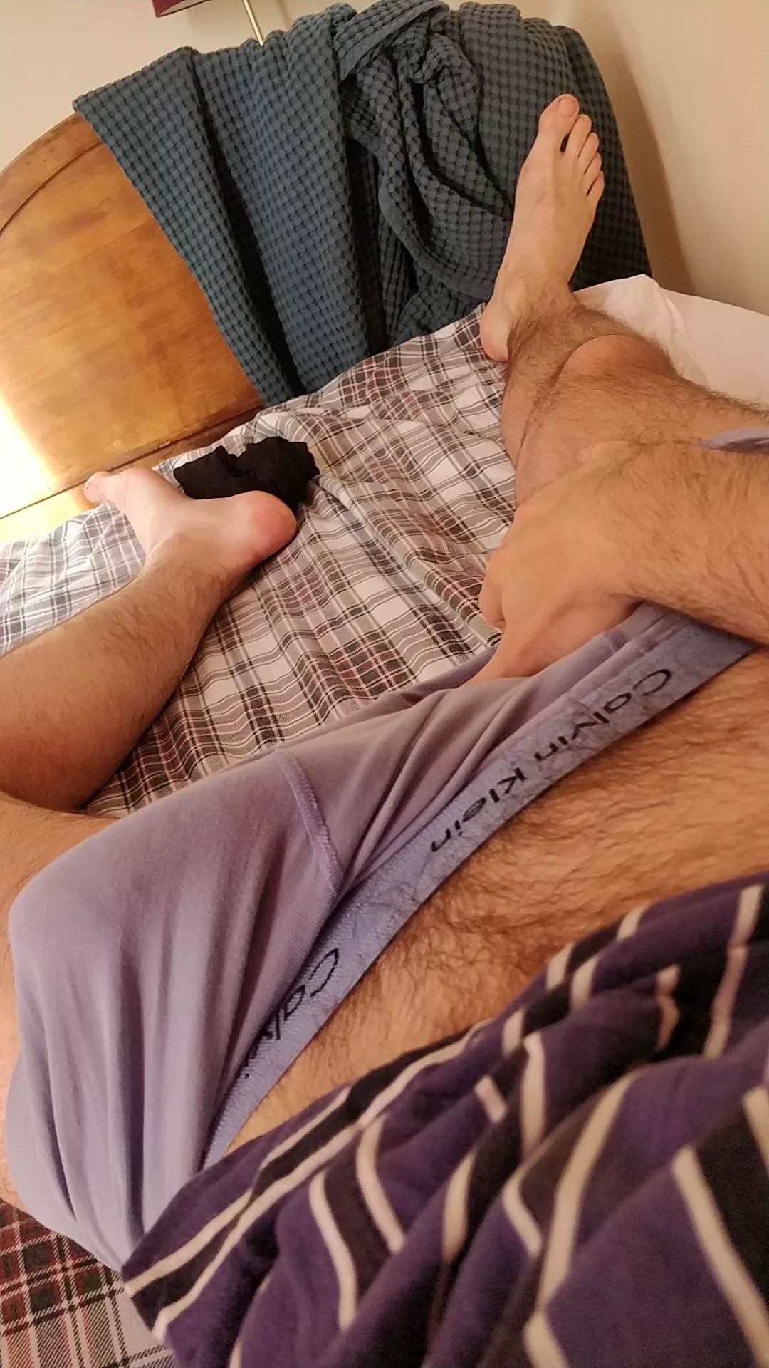 24 Italy 8inch fit hung daddy here HMU boys. Twinks++ joeob_1504