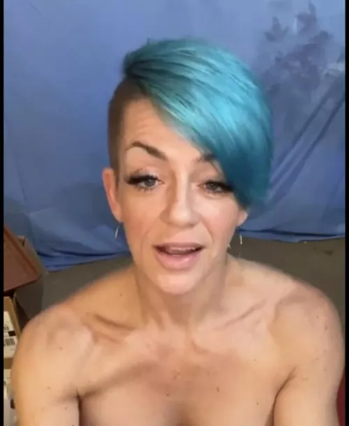 44F with neon blue hair, first post here