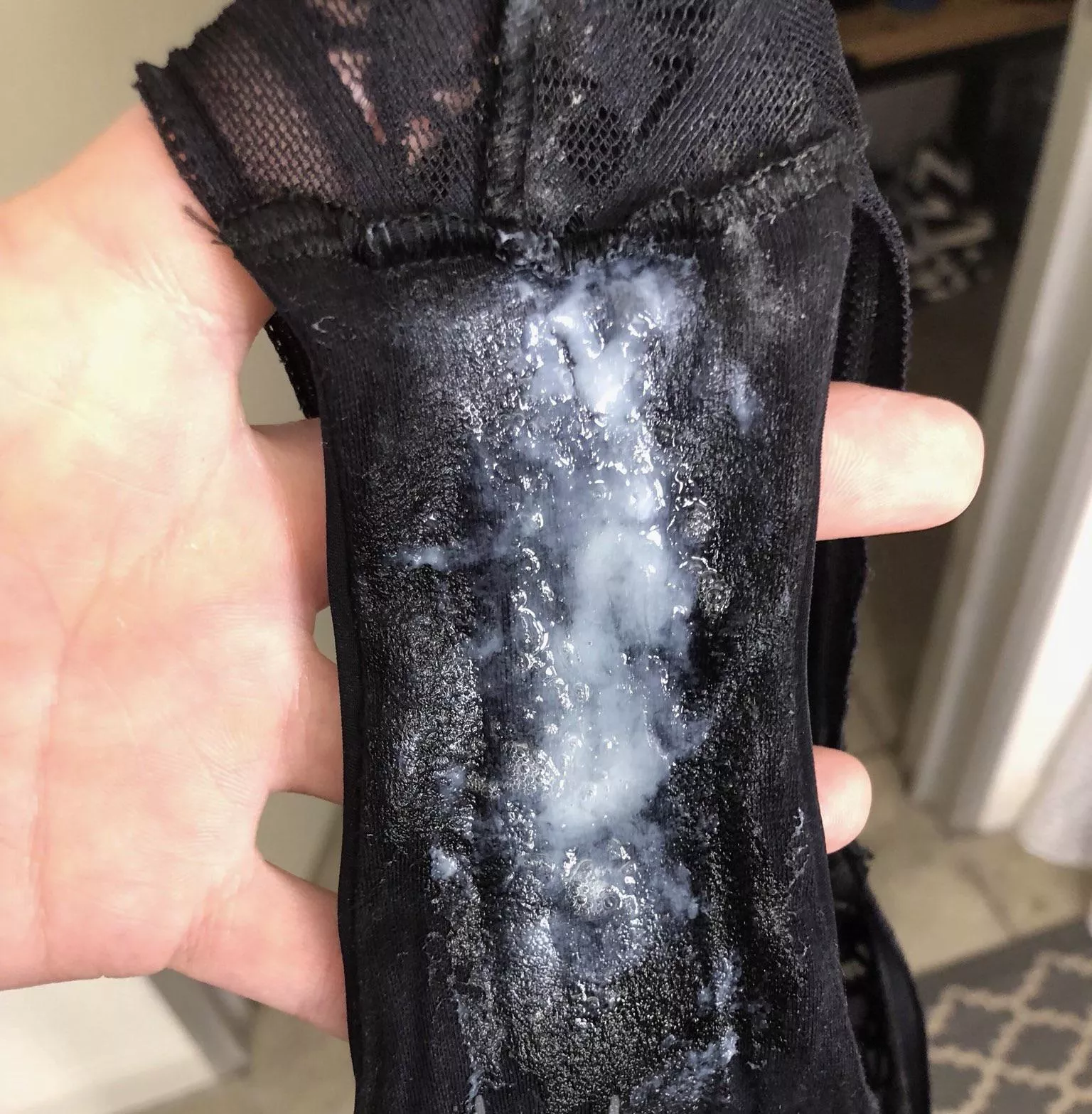 A taste & scent You’ll Love!!! 🚨$25 a pair or buy two get one free🚨