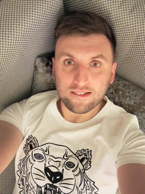 All ready for a night on the town in Vienna π¦πΉ wish me luck bros!