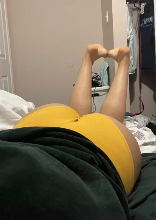 ass galore grab a bite