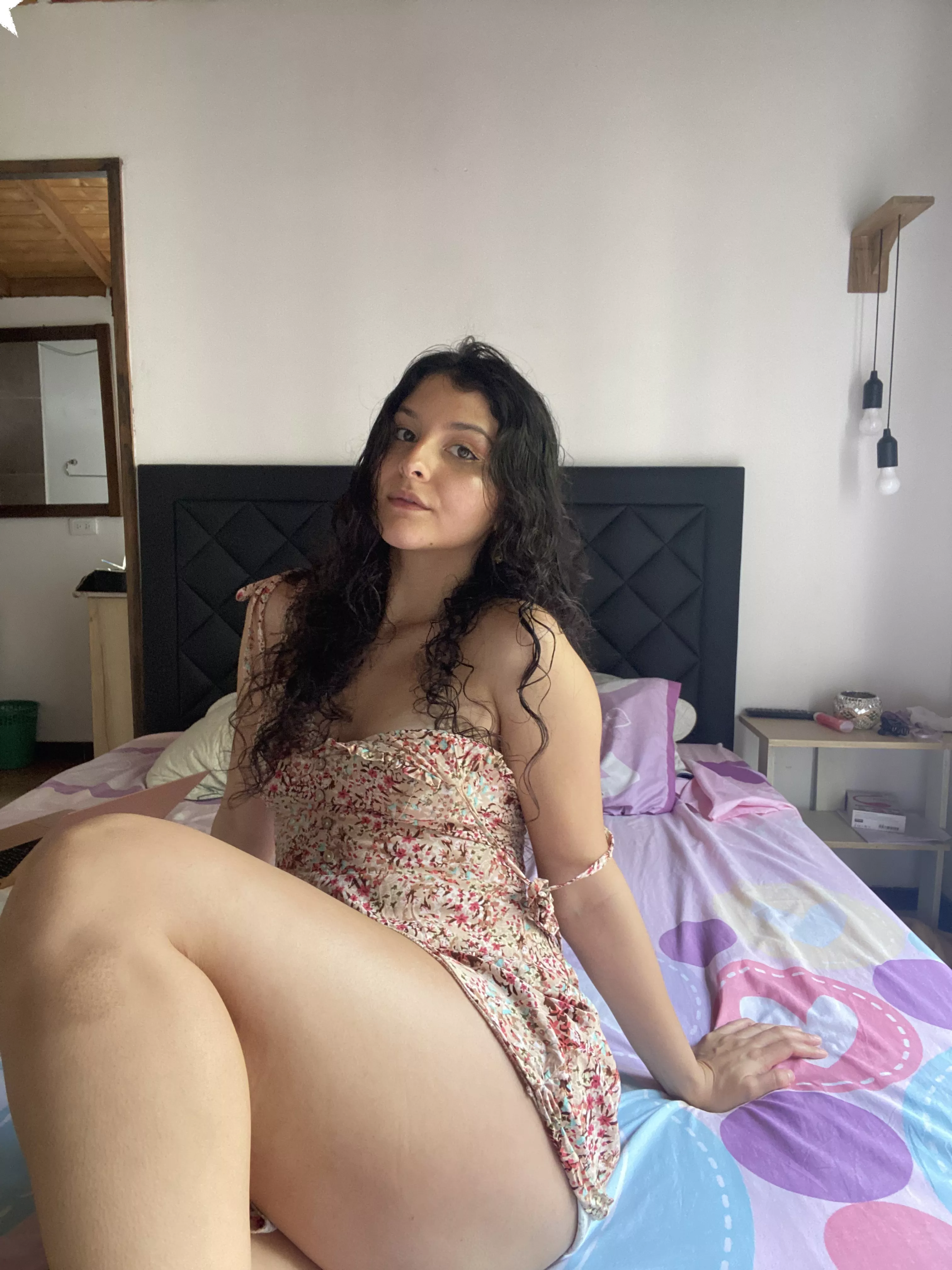 Can you handle a dirty latina? 😈 [F]