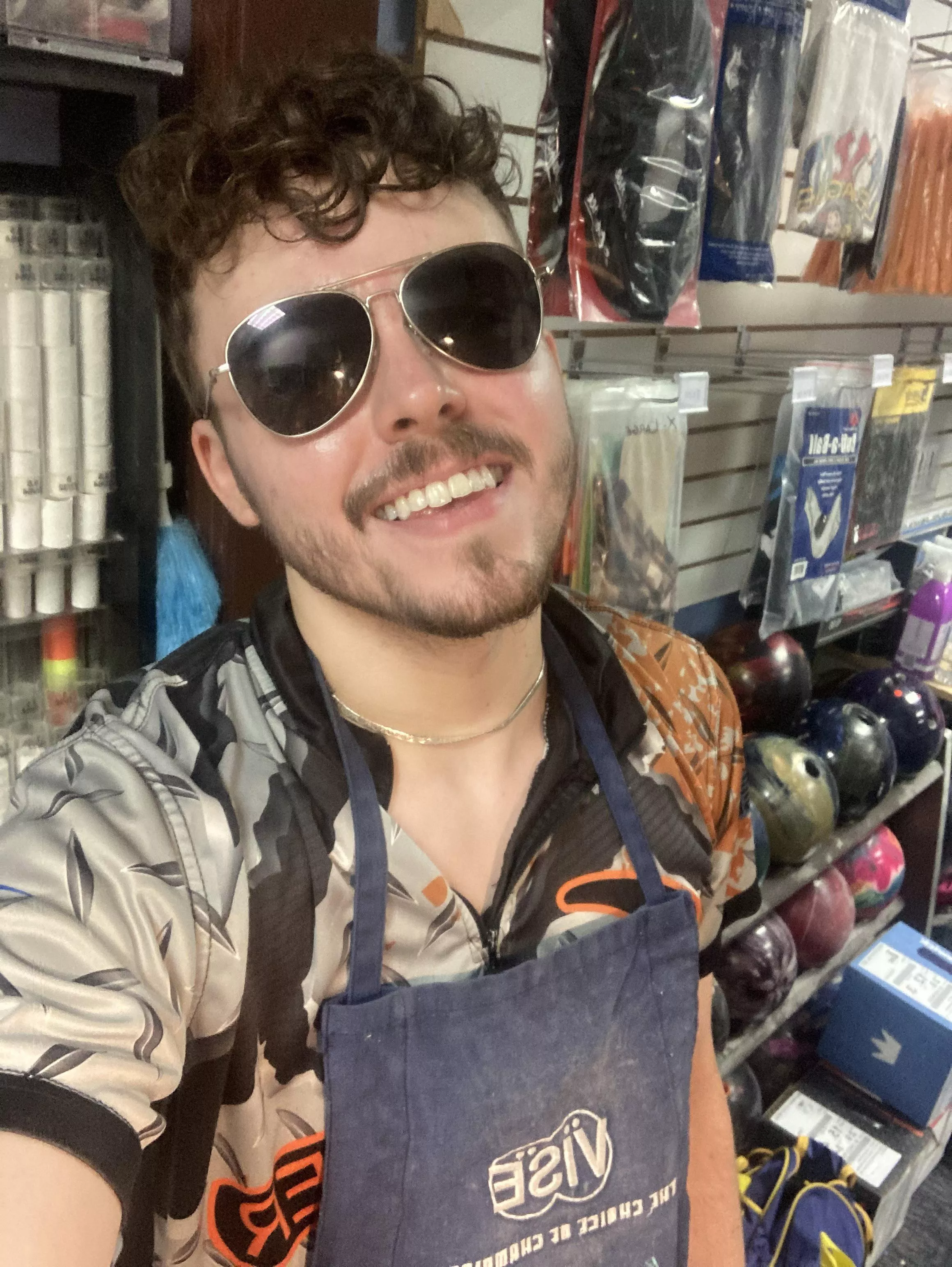 Doot doot feelin cute, way to get through the week cuties. Have a good weekend 💖