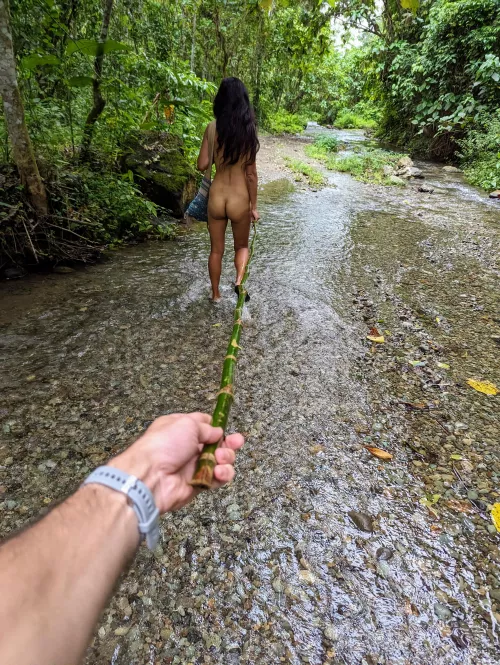 Holding hands?? 🎍