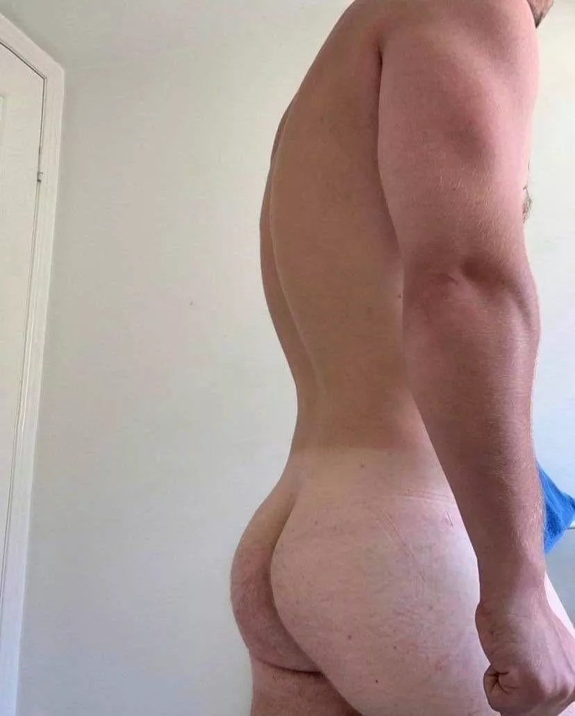 How’s everyone’s Sunday bum-day??