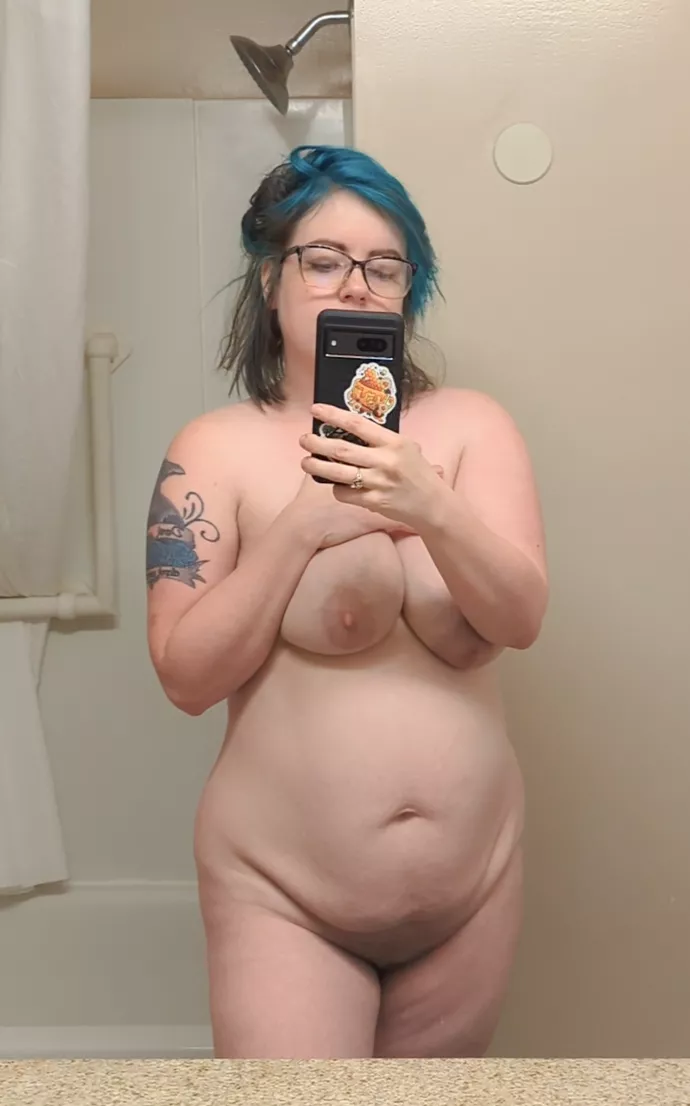 I hope you like my chubby body ;)