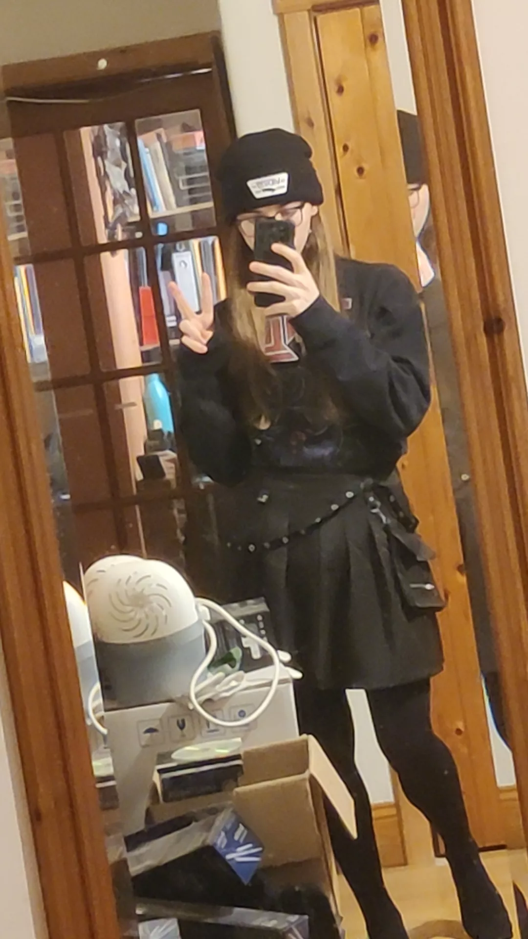 i really should learn how to do makeup :3