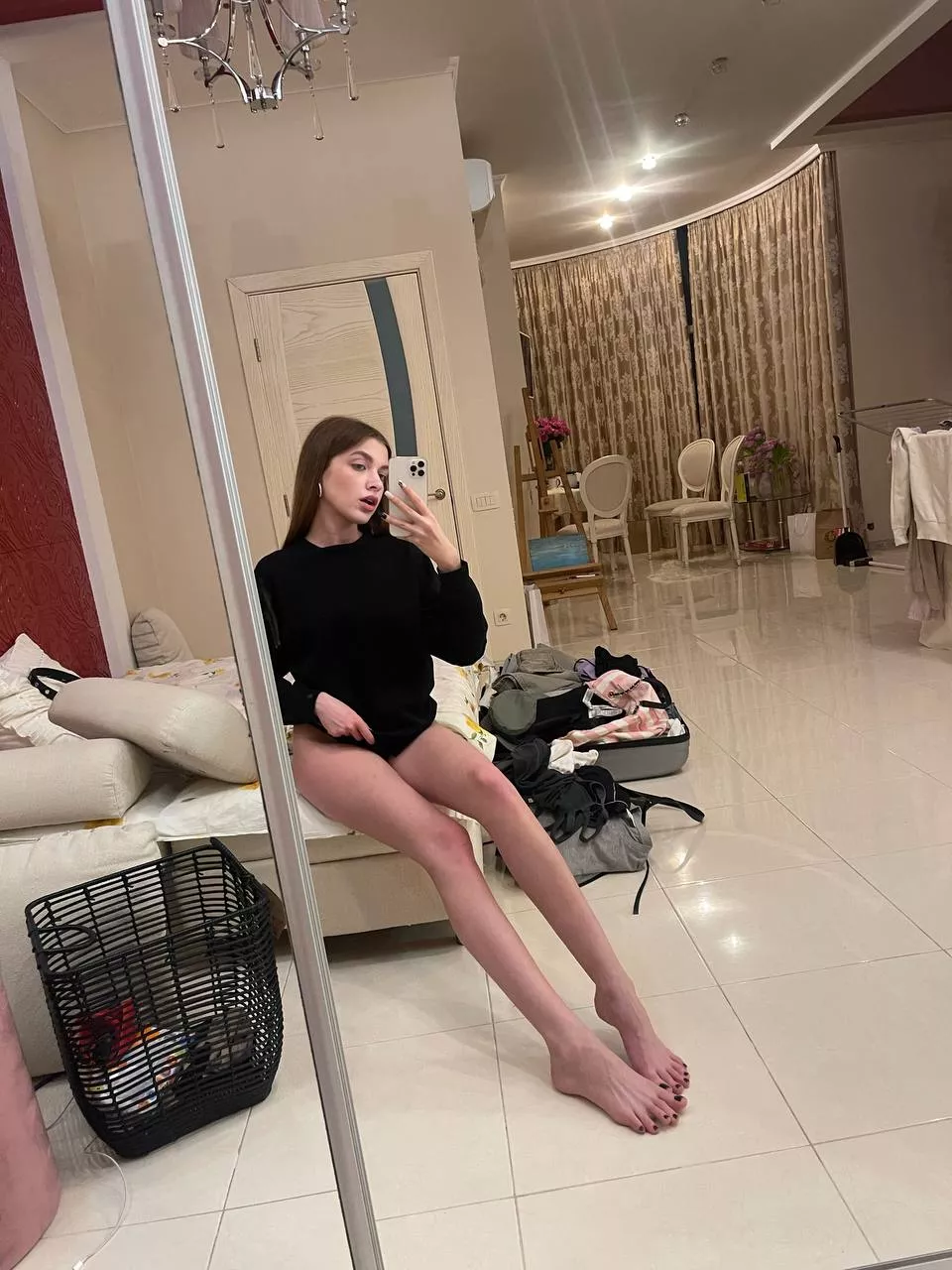 i want my legs adorn side view